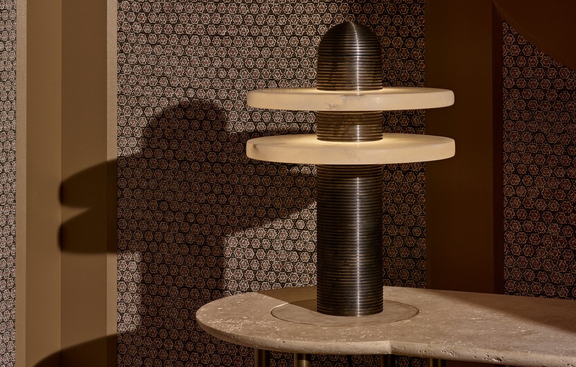 Alabaster Antique Gold Planes Table Lamp Henne Decor